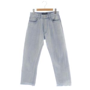 HEM CUT OFF STRAIGHT DENIM